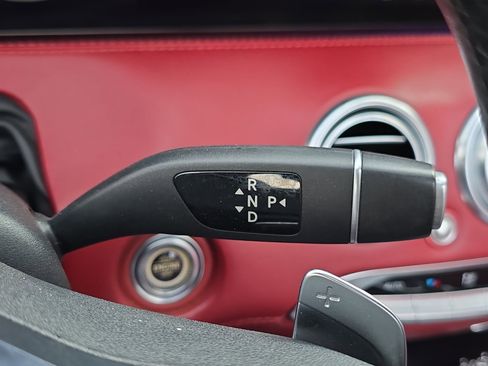 Used 2019 Mercedes-Benz S 560 Cabriolet image 21