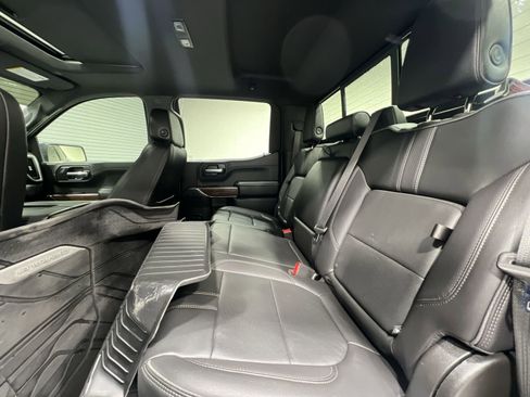 Used 2022 Chevrolet Silverado 1500 High Country AWD/4WD image 23