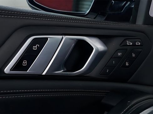 Used 2024 BMW X6 M60i image 32