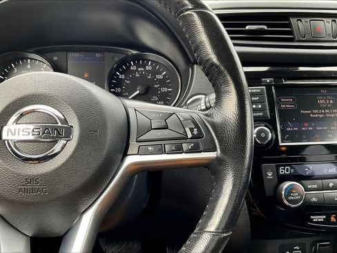 Used 2018 Nissan Rogue SL w/ Premium Package AWD/4WD image 25