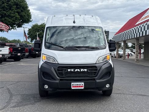 Used 2025 RAM ProMaster 2500 w/ Convenience Group FWD image 2