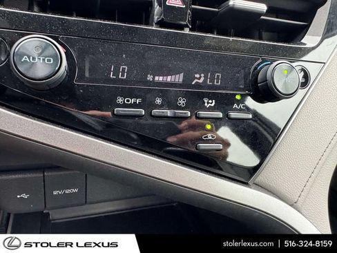 Used 2022 Toyota Camry SE AWD/4WD image 33