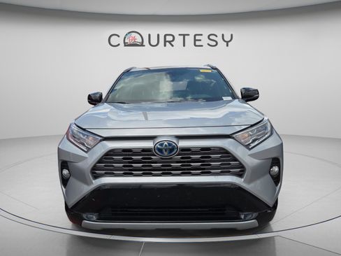 Certified 2021 Toyota RAV4 XSE w/ XSE Grade Weather Package AWD/4WD image 5