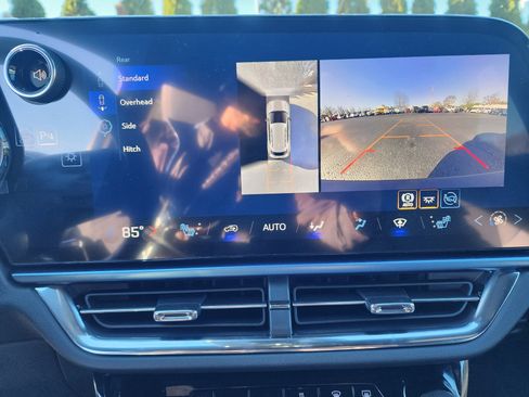 New 2026 Chevrolet Equinox EV LT image 32