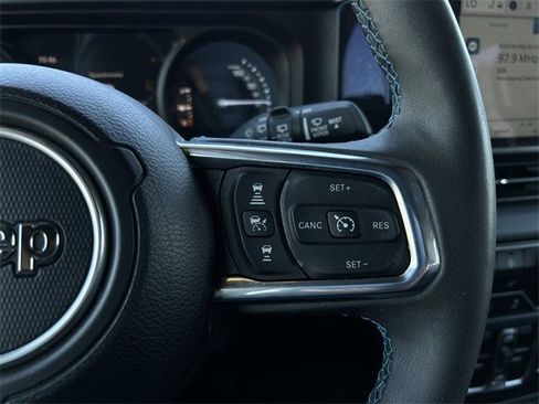 Used 2024 Jeep Wrangler High Altitude image 16