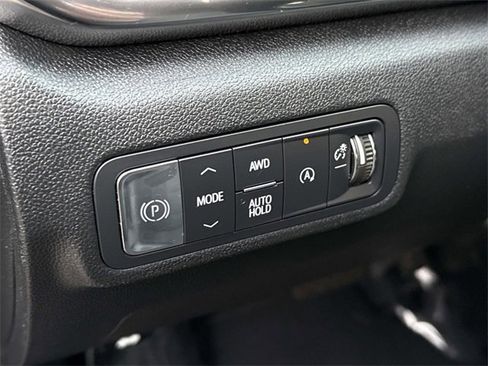 Certified 2025 GMC Terrain Elevation image 19