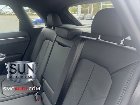 New 2025 Audi Q3 2.0T Premium image 26