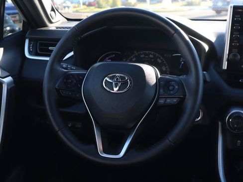 Certified 2022 Toyota RAV4 XSE AWD/4WD image 9