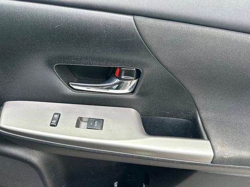 Used 2017 Toyota Prius V Two w/ Carpet Mat Package image 21