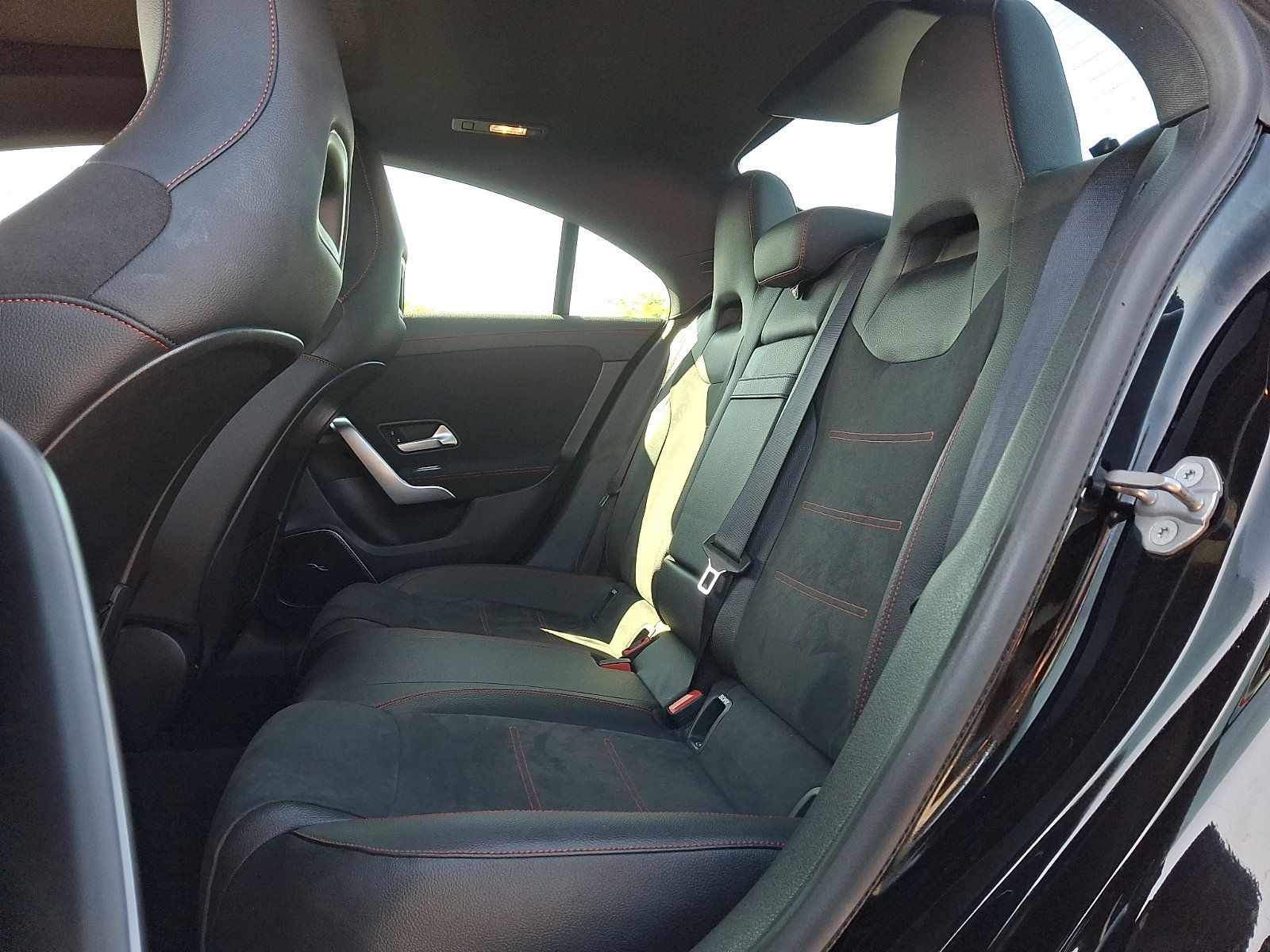Used 2020 Mercedes-Benz CLA 250 4MATIC image 10