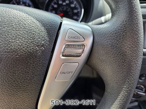 Used 2015 Nissan Versa FWD image 29