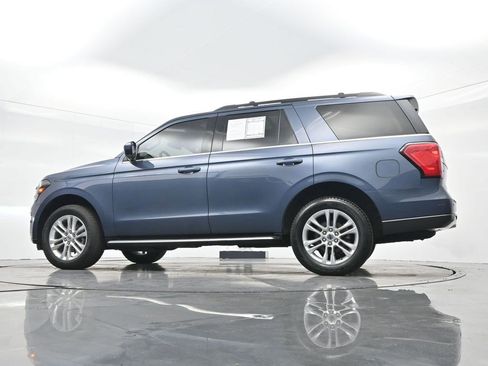 Used 2022 Ford Expedition XLT image 34