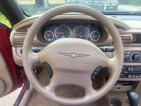 Used 2004 Chrysler Sebring LX FWD image 12