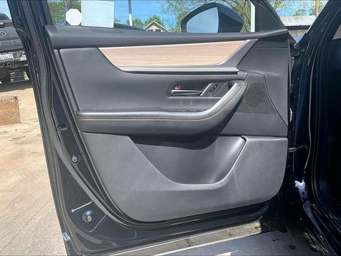 New 2026 MAZDA CX-90 Plug-In Hybrid w/ Preferred image 27