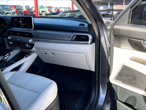 Used 2021 Kia Telluride EX w/ EX Premium Package image 19