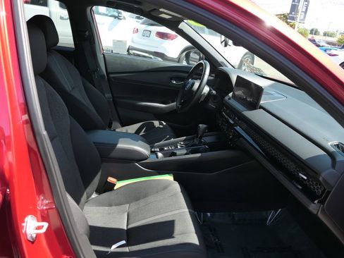 Used 2024 Honda Accord Sport image 27