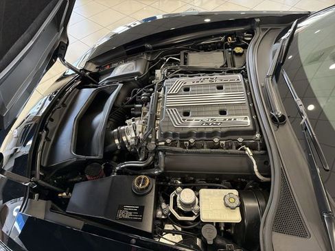 Used 2016 Chevrolet Corvette Z06 w/ 3LZ Preferred Equipment Group image 15
