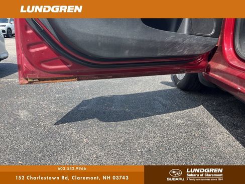 Used 2014 Chrysler 200 LX FWD image 4