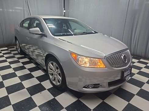 Used 2010 Buick LaCrosse CXL w/ Luxury Package image 3