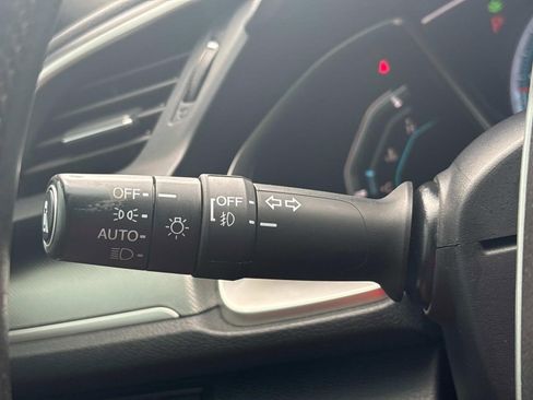 Used 2017 Honda Civic EX-L image 19