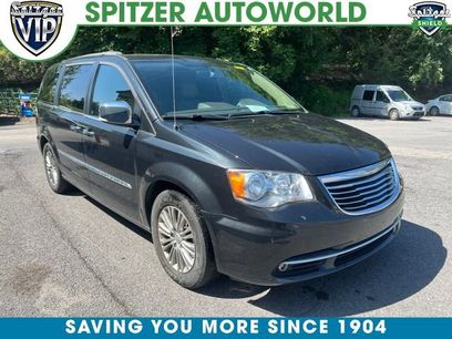 Used 2016 Chrysler Town & Country Touring-L