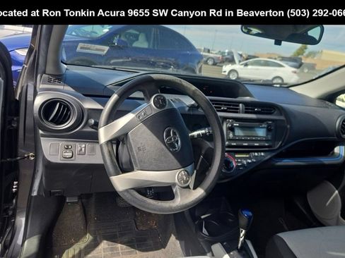 Used 2013 Toyota Prius C Two FWD image 9