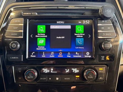 Used 2023 Nissan Maxima SR w/ Sport Mat Group FWD image 28
