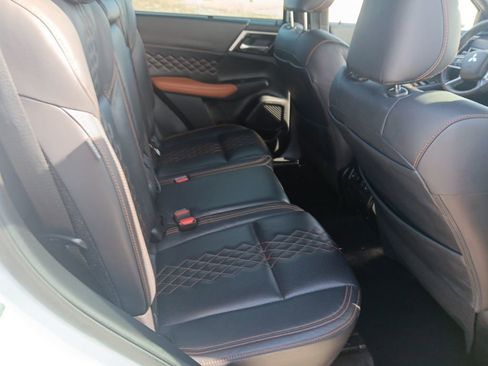 Used 2023 Mitsubishi Outlander SEL 40th Anniversary image 21