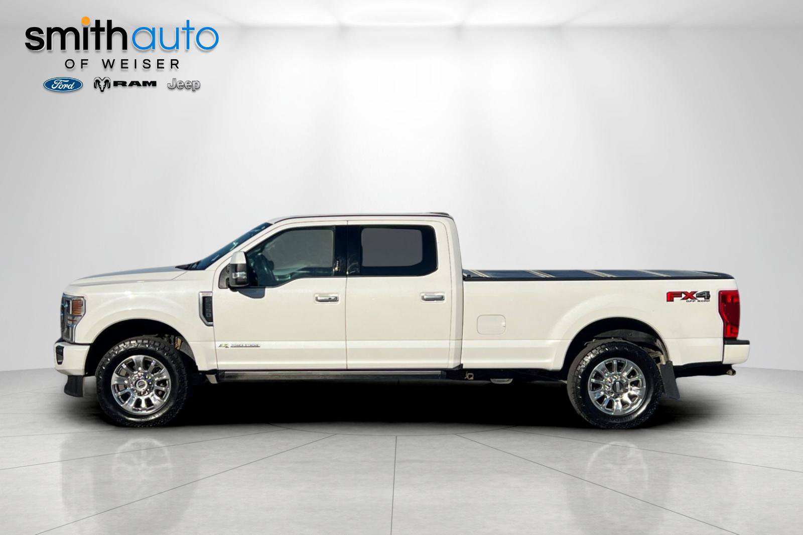 Used 2022 Ford F350 Limited AWD/4WD image 8