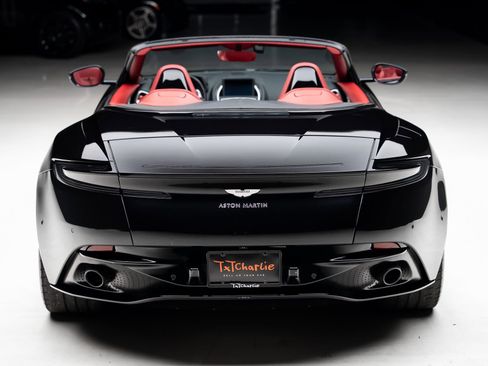 Used 2019 Aston Martin DB11 Volante RWD image 26