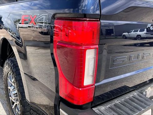 Used 2021 Ford F250 Lariat w/ Lariat Ultimate Package AWD/4WD image 20