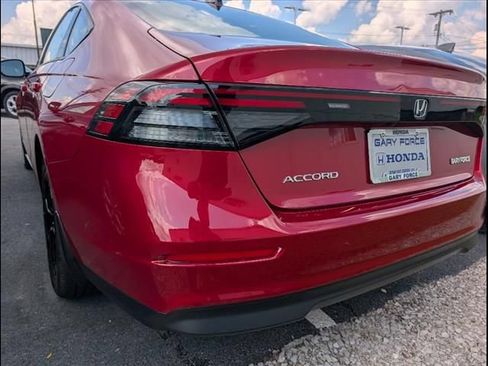 Used 2025 Honda Accord SE image 20