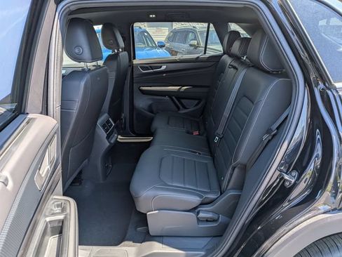 New 2026 Volkswagen Atlas Cross Sport SEL AWD/4WD image 11