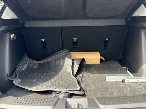 Certified 2024 Chevrolet Trax LT w/ Driver Confidence Package image 40