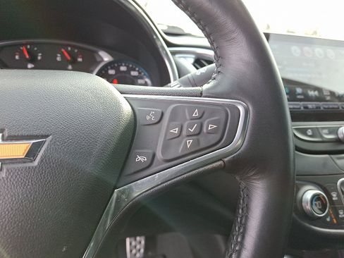 Used 2018 Chevrolet Malibu Premier w/ Premier Sun and Wheel Package image 22