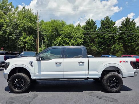 Used 2021 Ford F150 XLT w/ Equipment Group 301A Mid AWD/4WD image 6