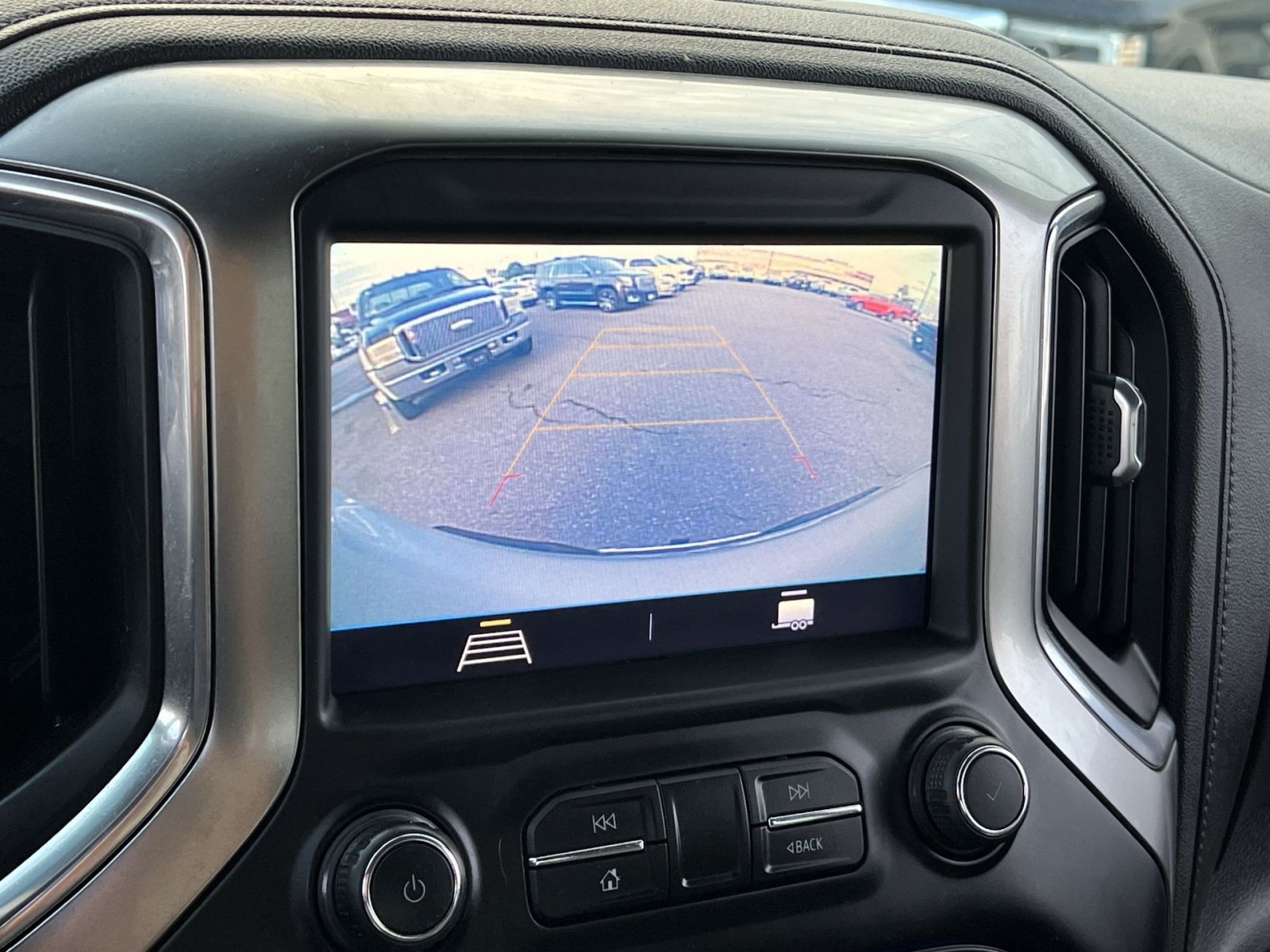 Used 2020 Chevrolet Silverado 1500 LT w/ All-Star Edition AWD/4WD image 19