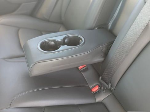 Used 2019 Tesla Model 3 Long Range image 29