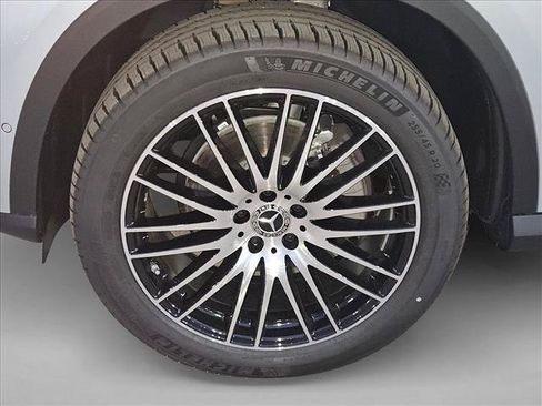 Used 2026 Mercedes-Benz GLC 300 image 10