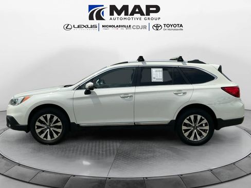 Used 2017 Subaru Outback 3.6R Touring w/ Popular Package #5A AWD/4WD image 2