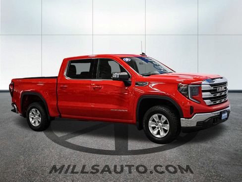 Used 2024 GMC Sierra 1500 SLE image 10