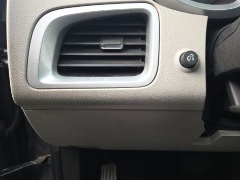 Used 2013 Chevrolet Equinox LT w/ All Star Package image 21