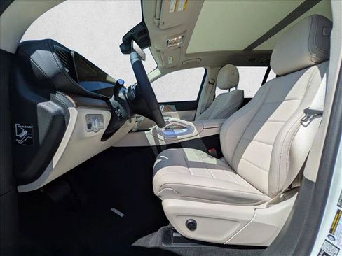 New 2026 Mercedes-Benz GLS 450 4MATIC image 4