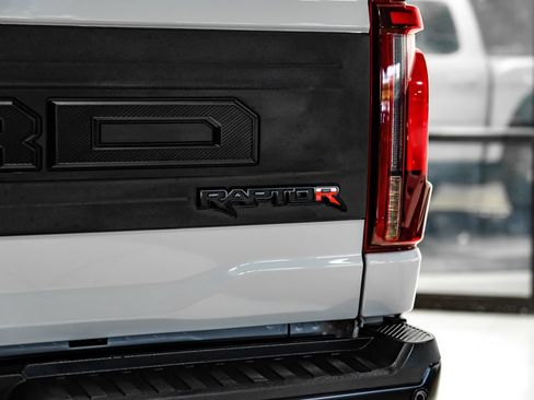Used 2025 Ford F150 Raptor w/ Equipment Group 803A Raptor R AWD/4WD image 89