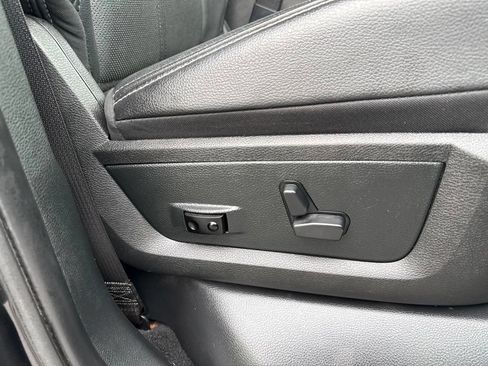 Used 2018 RAM 1500 Sport w/ Quick Order Package 26Q Night AWD/4WD image 12
