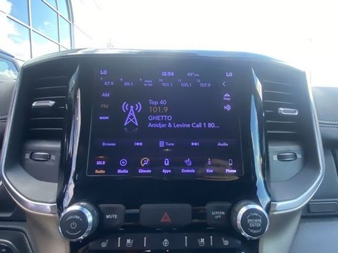 Used 2019 RAM 1500 Laramie w/ Sport Appearance Package image 19