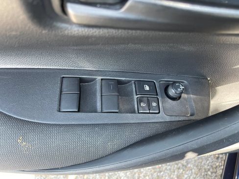 Used 2024 Toyota Corolla LE FWD image 12