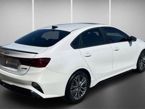 Used 2022 Kia Forte GT-Line w/ GT-Line Premium Package image 4