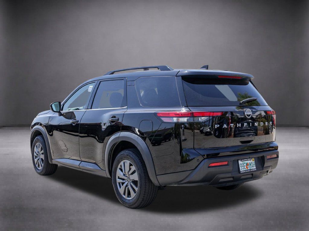 Used 2024 Nissan Pathfinder SV FWD image 7