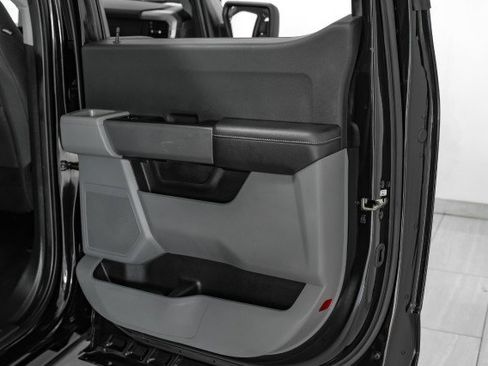 Used 2022 Ford F150 XLT image 41